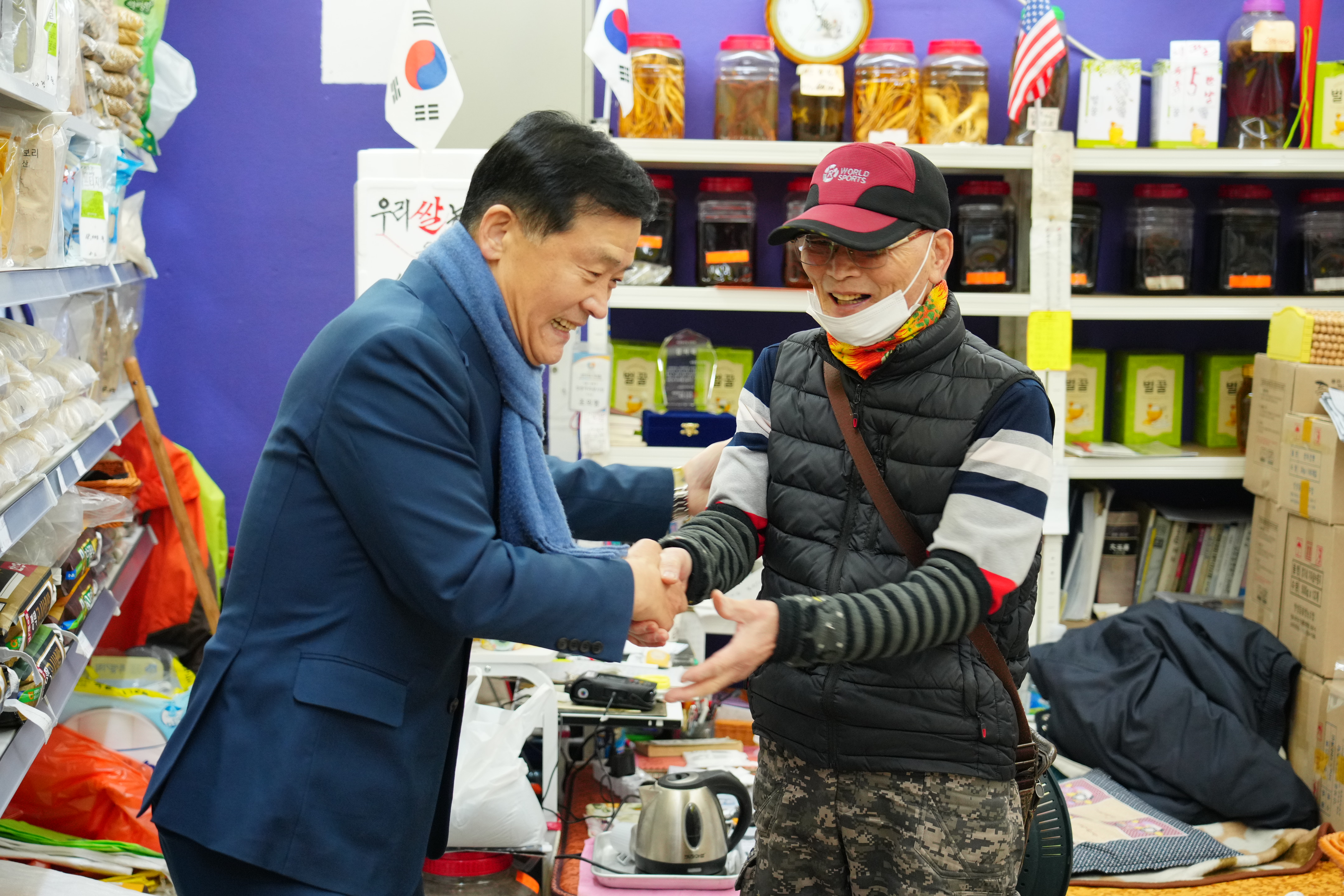 설명절 전통시장 방문 정릉아리랑 시장 이미지