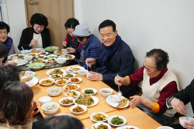 새해맞이 경로당 신년인사 정릉푸르지오 경로당