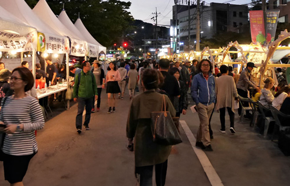 Seongbuk-dong Cultural Heritage Night Tour